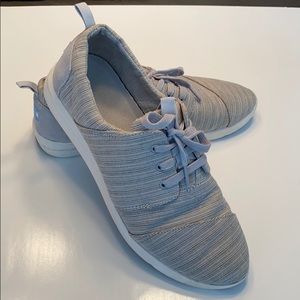 Toms grey canvas striped sneaker